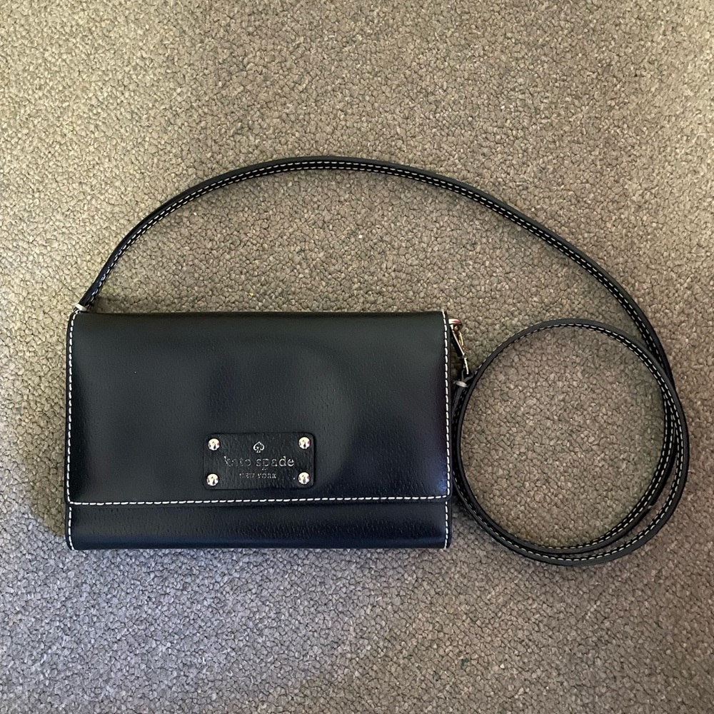 Kate Spade wallet on chain crossbody bag